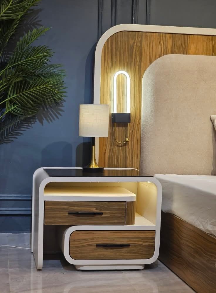 Picture of Nightstand / Bedside Table 